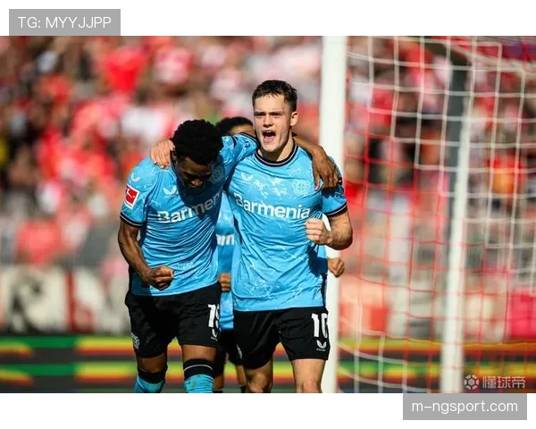 消息:德甲转播方天空体育新增“团队压迫热能”实时数据图层 消息:德甲转播方天空体育新增“团队压迫热能”实时数据图层